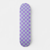 Soft Blue und Lavender Checked Skateboard (Vorne)