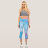 Soft Blue und Lilac Abstrakt Capri Leggings (Vorderseite)