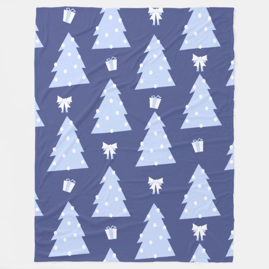 Soft Blue Weihnachtsbaum und Geschenkmuster Fleecedecke (Vorderseite)