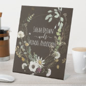 Soft Color Wild Blume Erdthy Brown Sign Sockelschild (In Situ)