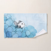 Soft colors. Sweet fish. Happy hand and face. Handtuch (Handtuch)