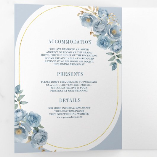 Soft Dusty Blue Floral Gold bei einer Hochzeit Dreifach Gefaltete Einladung (Innen Erste Seite)
