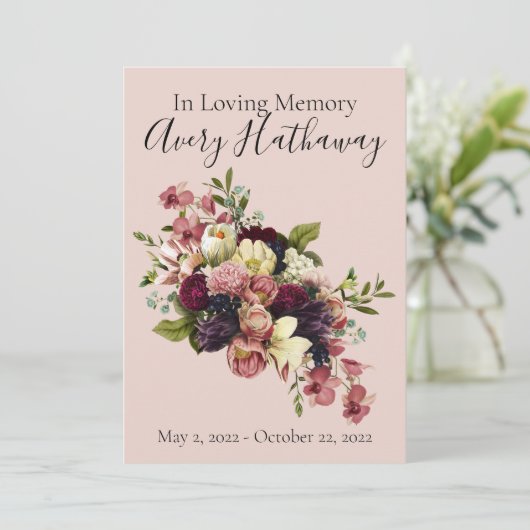 Soft Florals Custom Funerary Memorial Programm (Stehend Vorderseite)
