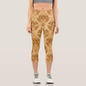 Soft Gold Damask Floral Capri Leggings (Vorderseite)