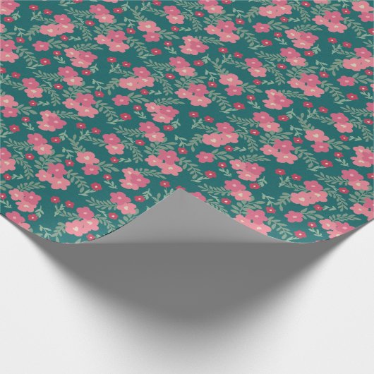 Soft Holiday Floral Pattern – Pink, Red, Teal Geschenkpapier (Ecke)