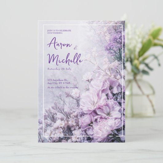 Soft Lavender Blossom Einladung zur Hochzeit (Stehend Vorderseite)