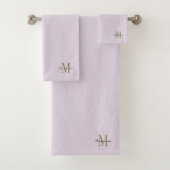 Soft Lavender Gold Initial und Name Personalisiert Badhandtuch Set (Insitu)