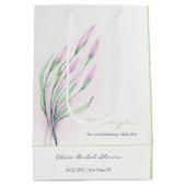 Soft Lila Lilies Brautparty Mittlere Geschenktüte (Rückseite)