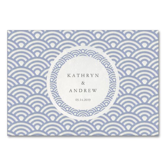 Soft Lila + White Stylives Waves Place Name Card Tischnummer (Rückseite)