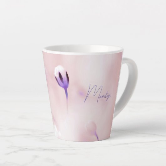 Soft Lilac Floral Print Small Latte Tasse (Rechte Ecke)
