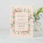 Soft Peach Kranz Hochzeit Einladung (Stehend Vorderseite)