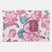 Soft Pink Bloom Floral Pattern Custom Name Geschirrtuch (Horizontal)