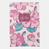 Soft Pink Bloom Floral Pattern Custom Name Geschirrtuch (Vertikal)