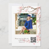 Soft Pink Cherry Blossom Graduation Einladung (Rückseite)