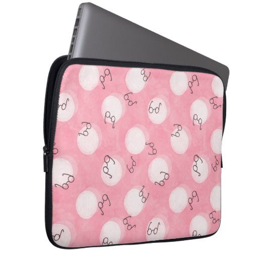 Soft Pink Cute Pattern – Minimal Aesthetic Polka Laptopschutzhülle (Vorne Rechts)