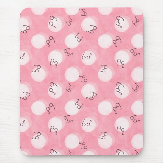 Soft Pink Cute Pattern – Minimal Aesthetic Polka Mousepad (Vorne)