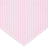 Soft Pink Gingham Pattern Tischdecke (Schrägansicht)