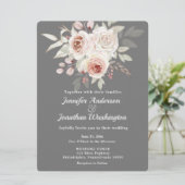 Soft Pink Romantische Rose auf Gray Wedding Einladung (Stehend Vorderseite)