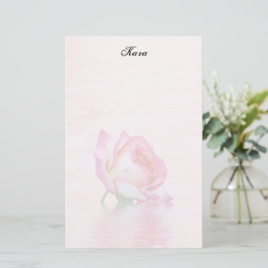 Soft Pink Rose Stationery Briefpapier (Stehend Vorderseite)
