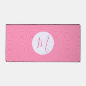Soft Pink Squiggly Squares Personalized Initial Schreibtischunterlage (Vorderseite)