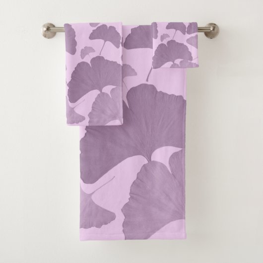 Soft Purple Ginkgo Botanical Dream 1 Badhandtuch Set (Insitu)
