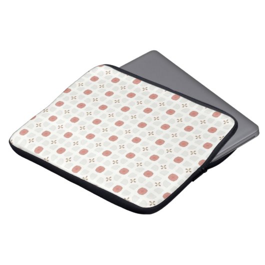 Soft red and beige floral geometric tile pattern laptopschutzhülle (Vorne Oben)