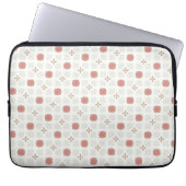 Soft red and beige floral geometric tile pattern laptopschutzhülle (Vorderseite)