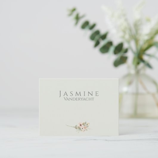 Soft Sage Botanical Wedding | Minimal Garden Table Platzkarte (Stehend Vorderseite)