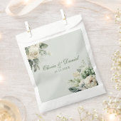 Soft Sage Green Floral Wedding Favor Bag Geschenktütchen (Ausgeschnitten)