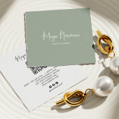 SOFT SAGE GREEN Moderner CHIC Minimal QR Code Quadratische Visitenkarte