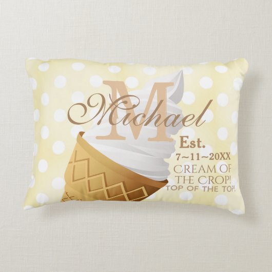 Soft Serve Vanilla Ice Cream Cone Name Monogram Dekokissen (Rückseite)