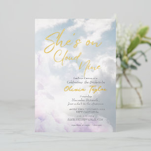 Soft She's on Cloud 9 Elegantes Brautparty Folieneinladung