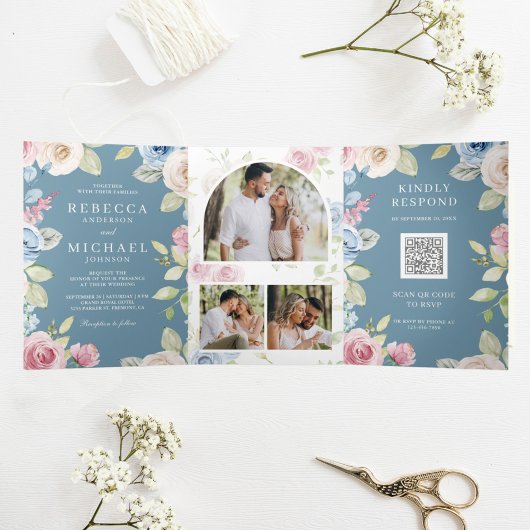 Soft Spring Floral Dusty Blue QR Code Wedding Dreifach Gefaltete Einladung