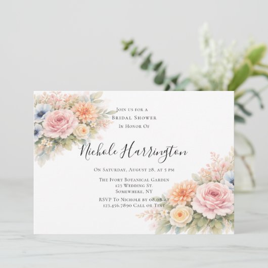 Soft Watercolor Floral Bridal Shower Einladung (Stehend Vorderseite)