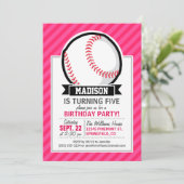 Softball auf rosa Streifen Einladung (Stehend Vorderseite)