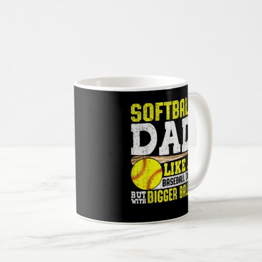Softball-Vater wie Baseball mit größeren Balls Kaffeetasse (VorderseiteRechts)