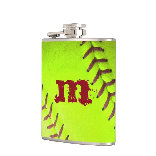 Softball Yellow Fast Pitch Monogram Whiskey Flask Flachmann (Links)