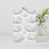 SoftBlue Blumenmuster Elegant Romantisch Botanisch Einladung (Stehend Vorderseite)