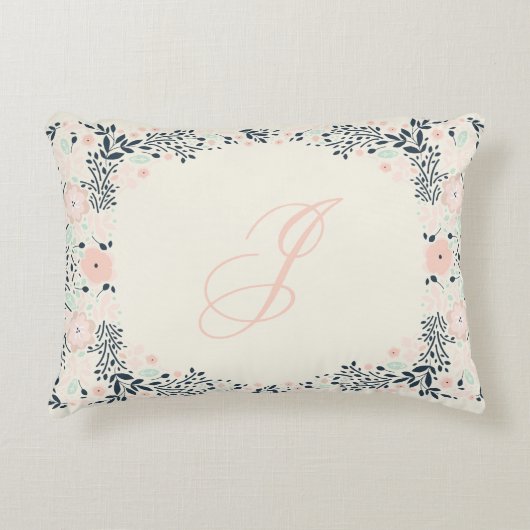 Softest Monogram | Floral Personal Custom Dekokissen (Vorderseite)