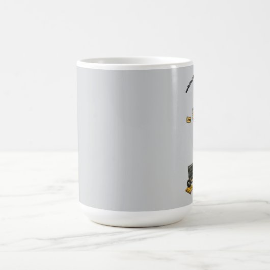 Software-Ingenieur Coder, der Skateboard fährt URM Kaffeetasse (Mittel)
