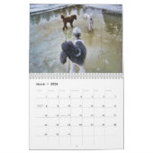 Sogar Hunde nehmen Zeit, die Blumen zu riechen Kalender (Mär 2026)