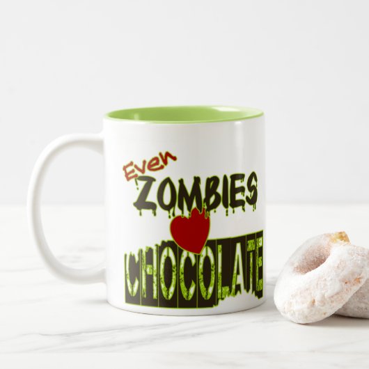 Sogar Zombies Liebe Schokolade Tasse (Mit Donut)