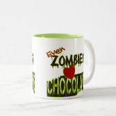 Sogar Zombies Liebe Schokolade Tasse (VorderseiteRechts)