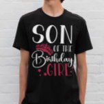 Sohn des Geburtstagskameraden, maßgeschneiderte Sq T-Shirt<br><div class="desc">Suchen Sie ein Shirt zum Geburtstag, das Ihr Party komplett macht? Schauen Sie sich nur unsere passenden Geburtstags-Crew-Shirts an! Diese stilvollen T-Shirts sind perfekt für jeden Geburtstagsfeier. Unsere passenden Shirts sind ein tolles Geschenk für Ihre Freunde und Familie und können als Teamkollegen oder als Gruppentee zusammengefasst werden. Mit so vielen...</div>