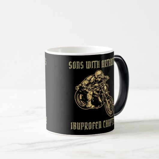 Söhne von Arthritis Ibuprofen Kapitel, Biker Verwandlungstasse (VorderseiteRechts)