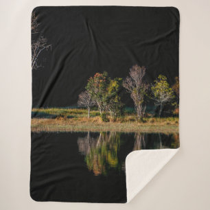 Soi-Kugel-Symmetrie-Landschaft reflektieren Sherpadecke