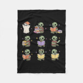 Soky Teacher Halloween Ghost And Zombie Reading Bo Fleecedecke (Vorderseite)