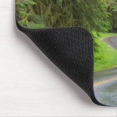 Sol Duc River Road durch Wald Mousepad (Ecke)