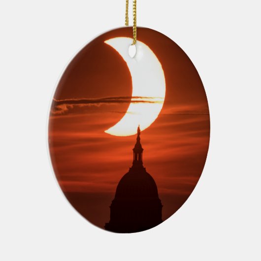 Solar Eclipse 2021 Keramik Ornament (Rechts)