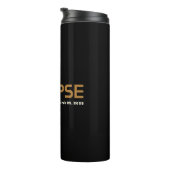 Solar Eclipse American Event 3/29/2025 Tasse (Nach rechts gedreht)